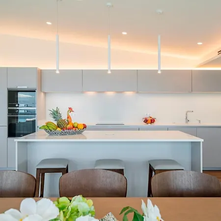 Apartment Ourmadeira - Grandview, Contemporary