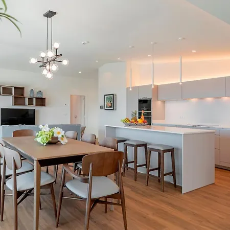 Apartment Ourmadeira - Grandview, Contemporary *